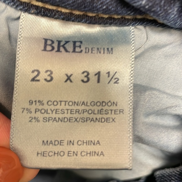 BKE Stella Slim Fit Low Rise Straight Leg Jeans - Picture 4 of 8